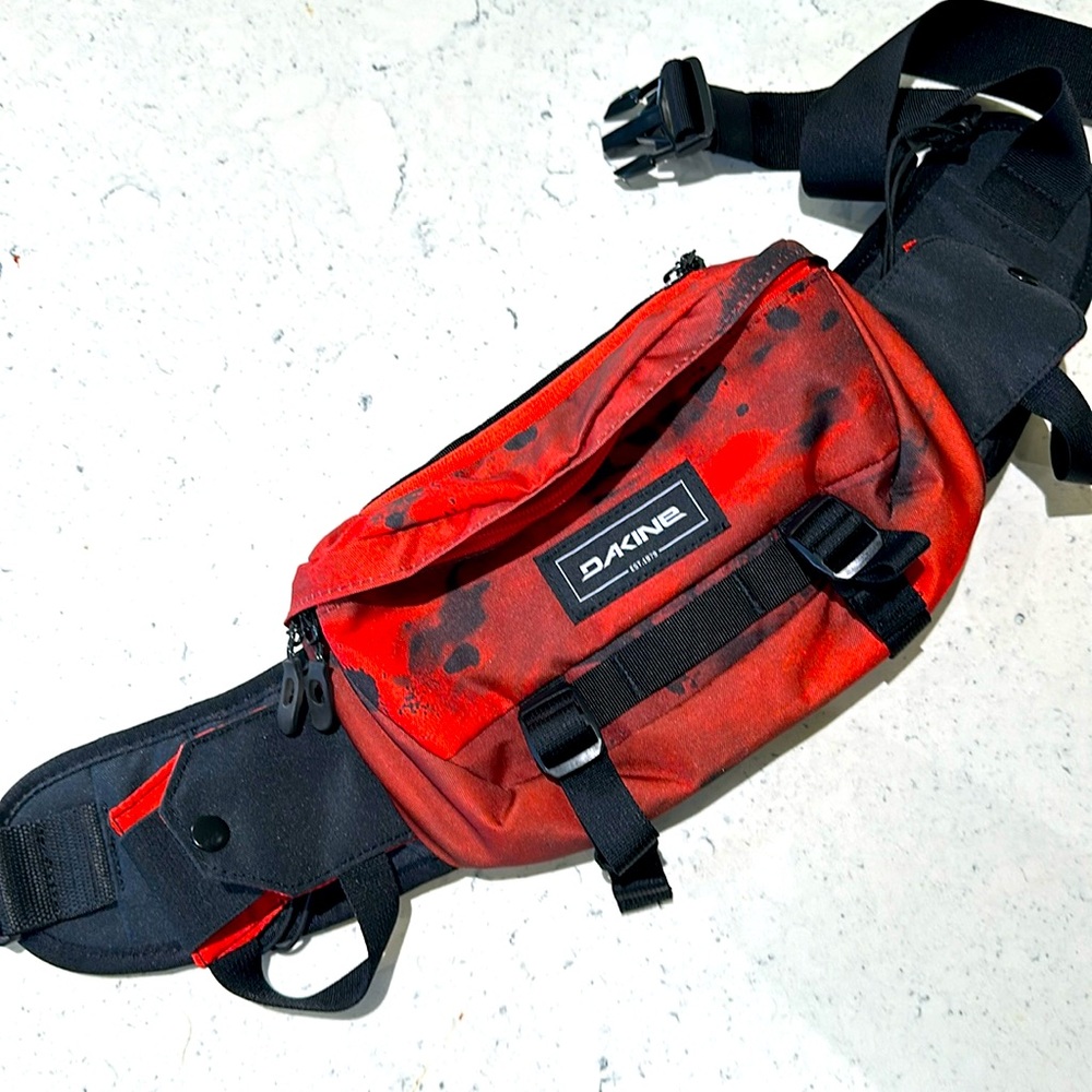 Dakine Fanny Pack